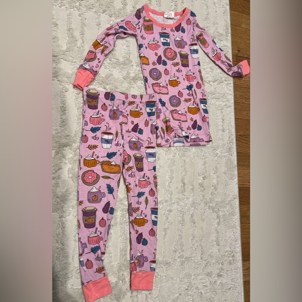 NWT Spearmint Love - Pink L/S Bamboo/Viscose PJ Set. Size 3Y fits like 2T